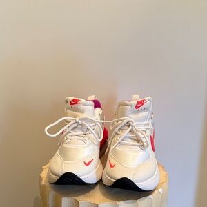 Women Nike Sneakers - white and pink size 7